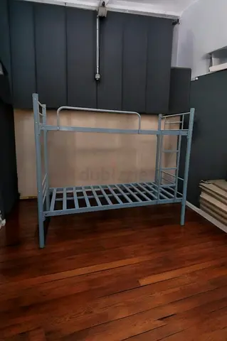 iron Banker bed frame Good Quality 90 by 190cm mattress separate