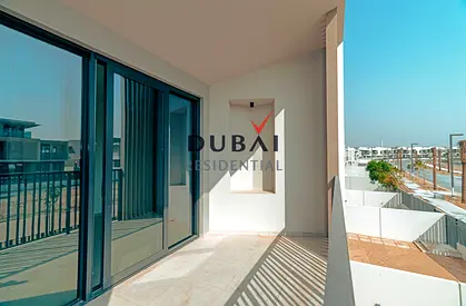 Family Living Luxurious 4-Bedroom Townhouse at Jebel Ali