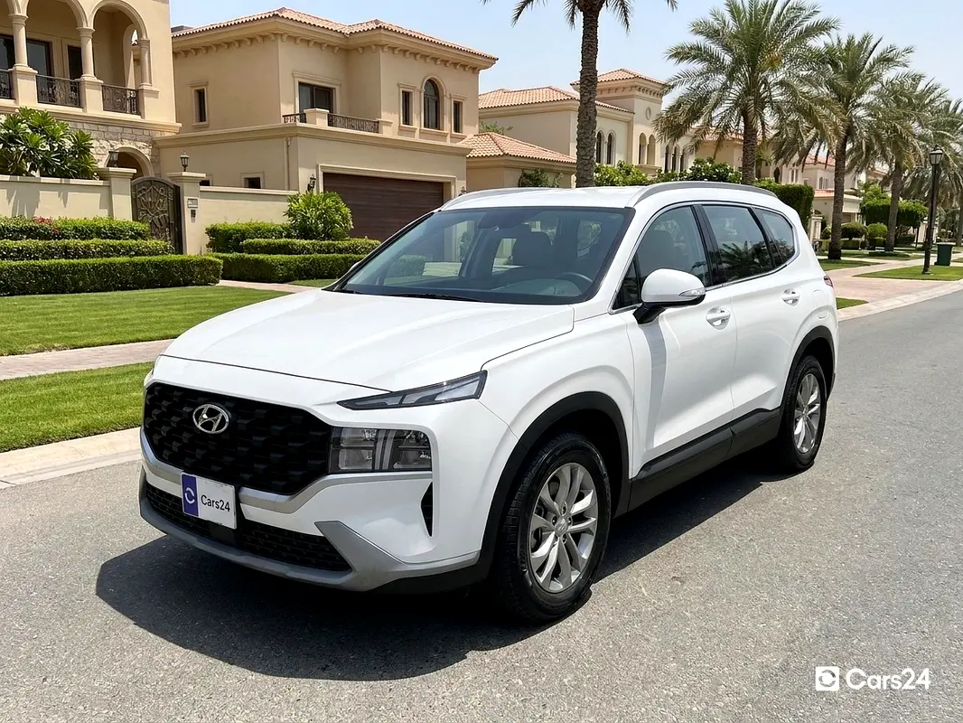 Hyundai Santa Fe 2023 — photo 1 of 13