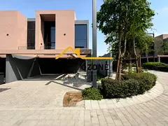 ✨ Experience Nature &amp; Luxury | 3BR Townhouse with Beautiful Garden | Masaar