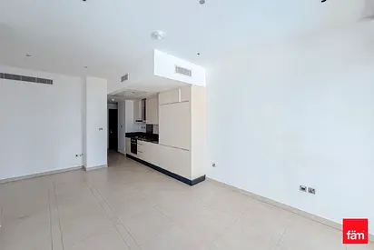 Huge Studio | Pool And Partial Sea View | Vacant