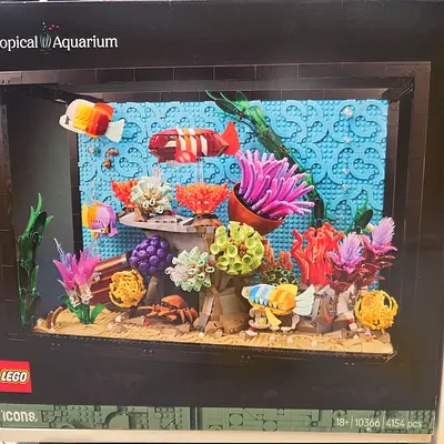 Brand new - Sealed - 10366 - LEGO Tropical Aquarium - 4154 Pieces