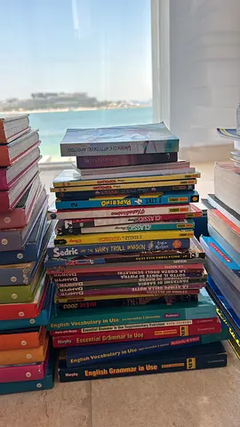 Mixed collection of childrens and young reader books - used set