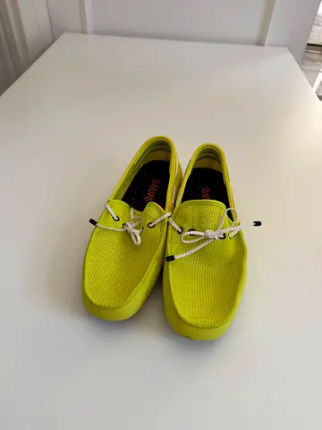 Swims Lime green Skechers casual slip-on shoes - size 43