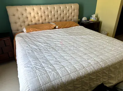 Pottery Barn Tufted King Bed – Near Perfect Condition – AED 1,000