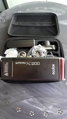 Godox AD200 Speedlight Kit with Case - Good Condition , never usd still new