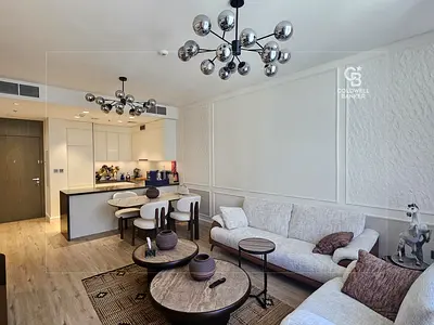 Lagoon View | Fully Upgraded | Furnished
