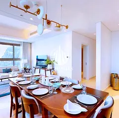 🛎️ 24/7 hotel-style housekeeping and reception services