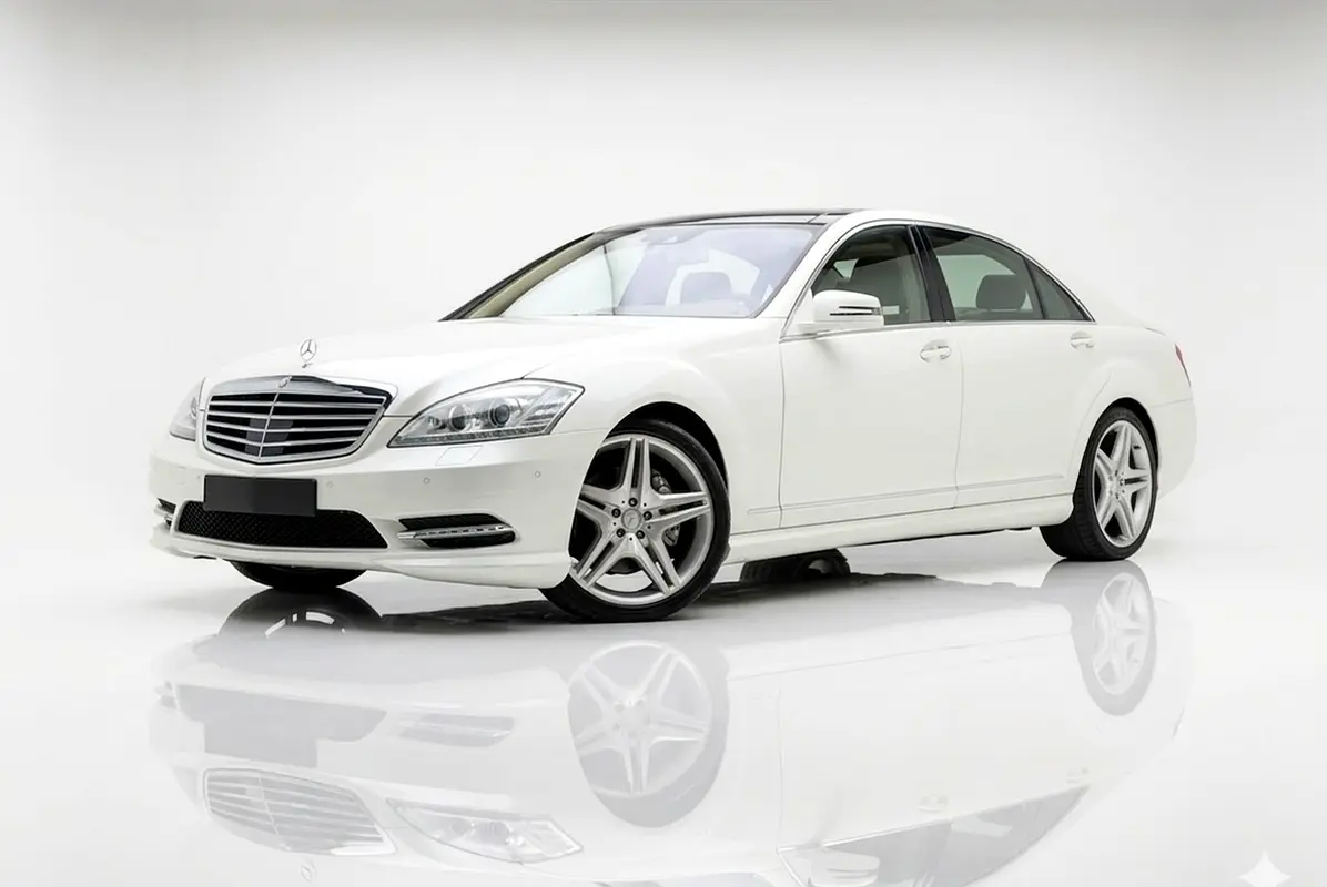 Mercedes-Benz S-Class 2010 — photo 1 of 13