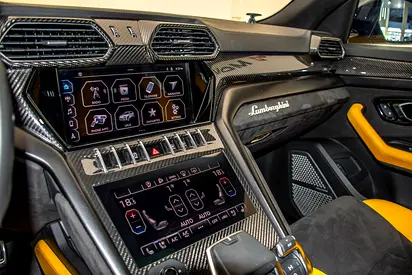 2022 Lamborghini URUS 缩略图 10