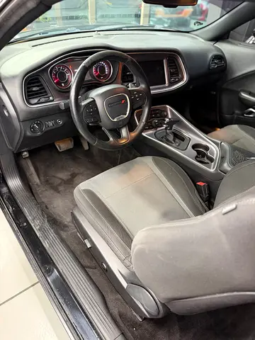 2016 Dodge CHALLENGER — миниатюра 4