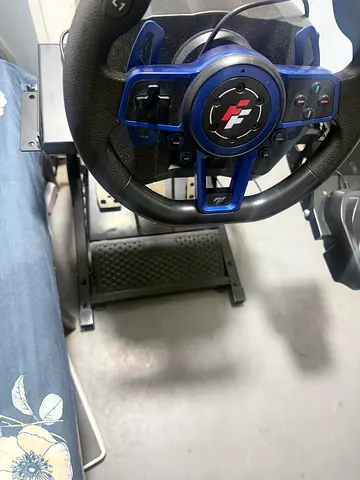 Racing Wheel and Pedals with Stand – Logitech-style USB Simulator (Used)