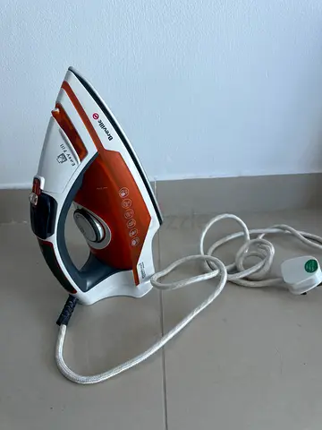 Breville Steam Iron - Good Working Condition