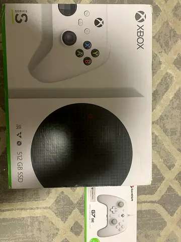 Xbox Series S 512GB with Extra Wireless Controller (White) - Good Condition