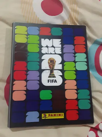 Selling a world cup panini cards album with 100+cards