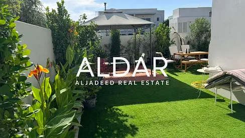 Single Row |Maid Room |Landscaped Garden |Vacant