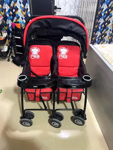 Double Twin Baby Stroller - Lightweight Side-by-Side, Good Condition