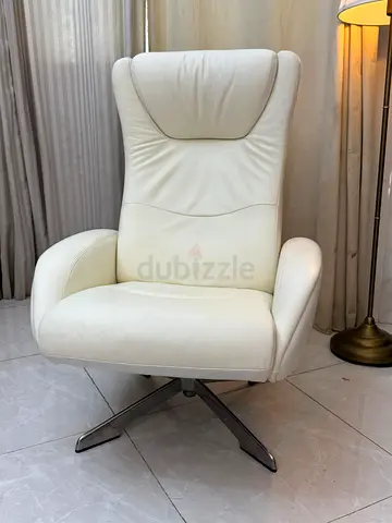 White Leather Ergonomic Recliner Chair