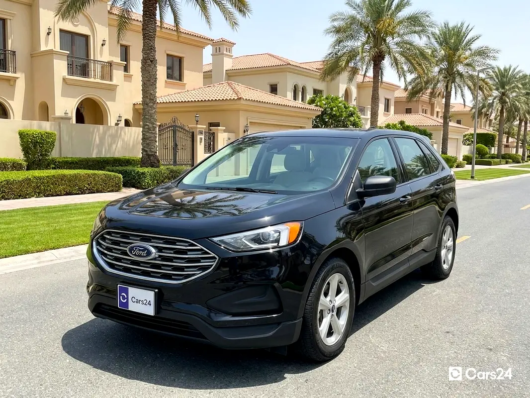 Ford Edge 2022 — photo 1 of 13