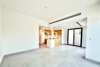 Vacant | 4 Bed plus Maids | Landscaped | Modern