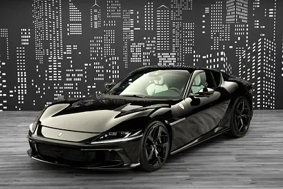 FERRARI | 12 CILINDRI | 2026MY | FULL SPECS CARBON FIBER INSIDE OUTSIDE