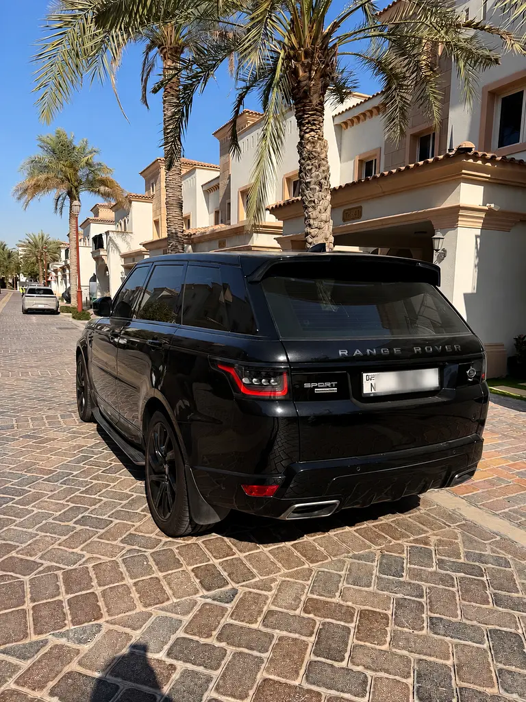 Land Rover Range Rover Sport 2019 — photo 1 of 5
