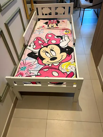 Kid bed with bed kits