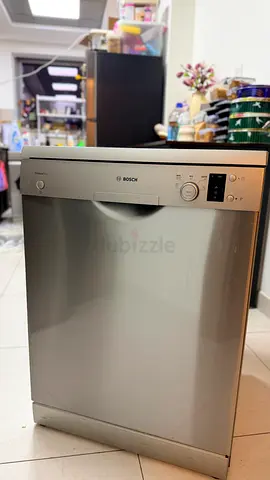 Bosch Series 4 Free Standing Dishwasher, 12 Place Settings, German Engineering, EcoSilence Drive, SM