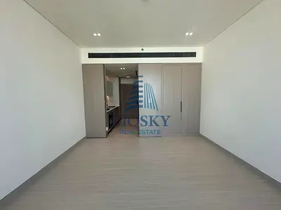 Modern Studio| Great Location| Ready to Move