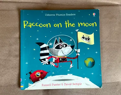Raccoon on the Moon Book/Age 3-6/pages 24