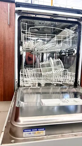 ARISTON Dishwasher - new - never used  in excellent condition