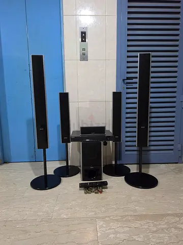 Sony 5.1ch (Bluetooth, ARC) Home Theatre System in excellent working condition
