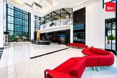 Lake View | Large Space | Community Expert