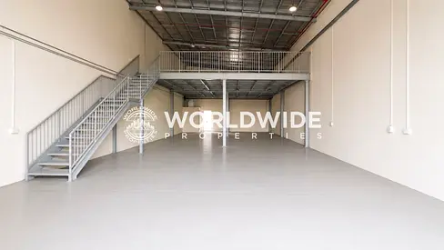 Premium 4,351 SQFT Warehouse with Mezzanine for Rent in Ajman Industrial Area – 40 KW Power