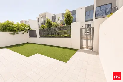 Vacant | back to back | Gated community