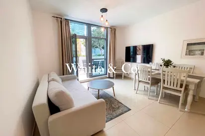 Furnished 1BR+Study | Terrace | Vacant