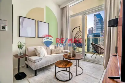 Skyline View | Vacant | Furnished