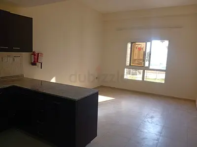 Zero commission ,upgraded one bedroom in perfect location,direct from Owner
