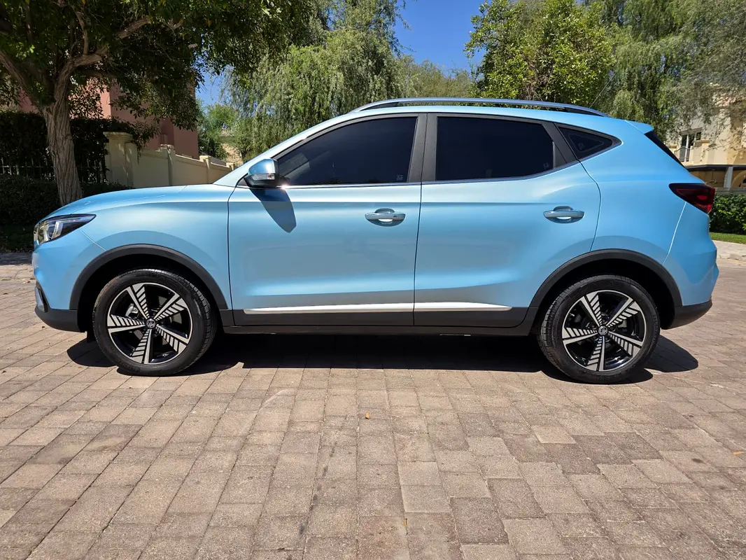 MG ZS EV 2020 — photo 1 of 5