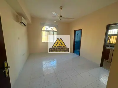 ساحة كبيرة جداً | مطبخ منفصل | صيانة على المالك | تكييف سبليت | موقع مميز في الروضة 3 عجمان | قريب من جميع الخدمات | سكن هادئ ومريح | تهوية وإضاءة جيد