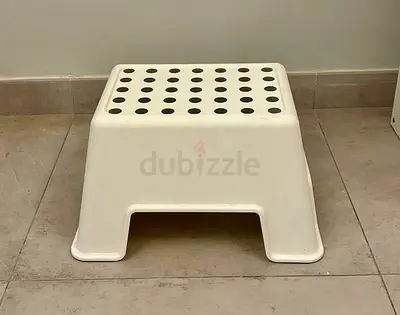 🪜 Step Stool for Sale – 15 AED | Majan