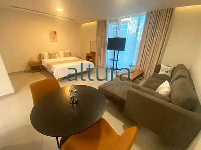 High-Floor Studio | Prime Location | Move-In Ready