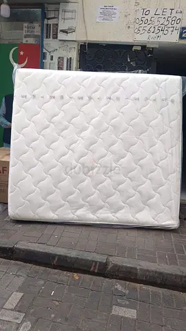 King-size mattress in brand new good quality