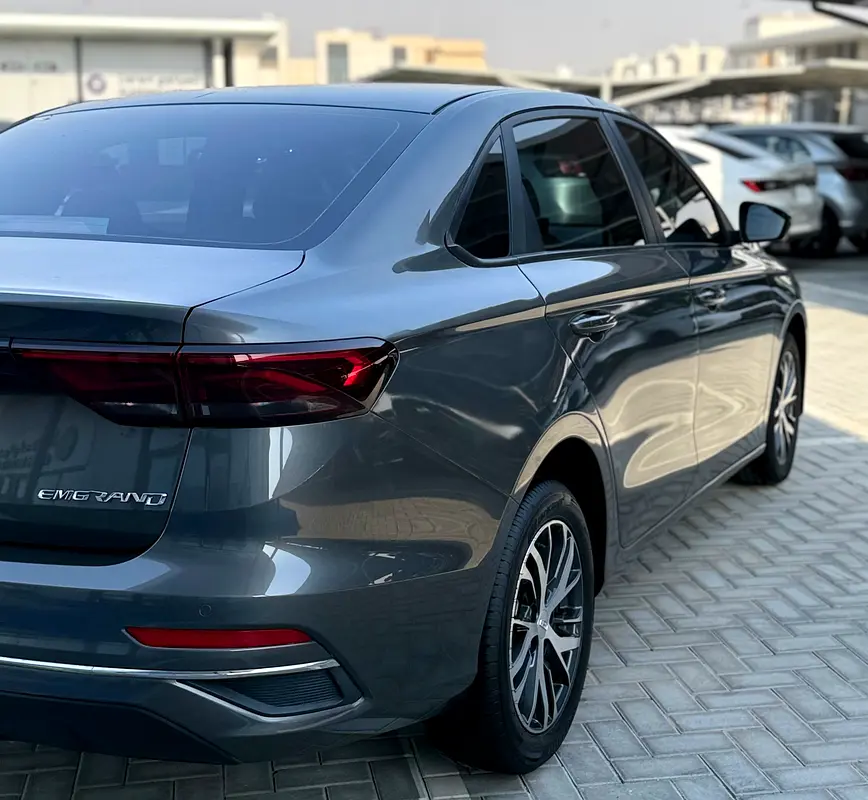 Geely Emgrand 2024