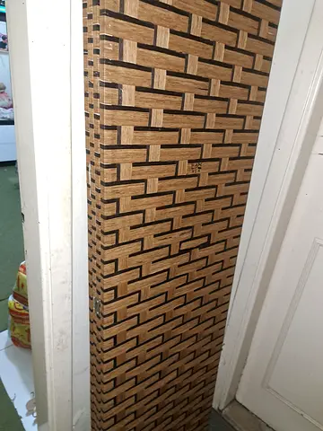 30 dhs - Wooden separator