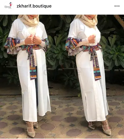White Long Abaya with Patterned Belt and Cuffed Sleeves