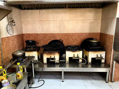 Running kitchen for sale