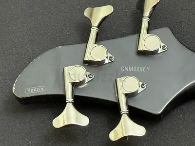 Yamaha Bass Gutiar