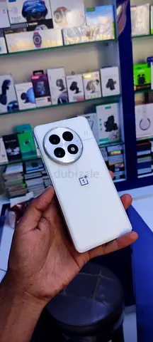 ONE PLUS 13 (5G) ,, 16 GB RAM,, 512 GB STORAGE,, DUAL SIM ALL ORIGINAL DEVICE