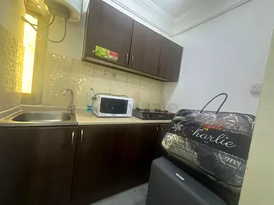 Studio family or bechlor available Murur area near music mall